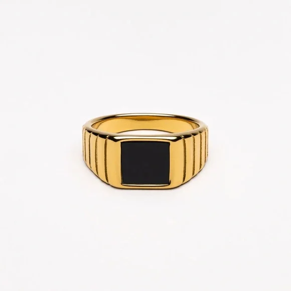 Atolea “Kaya” Onyx Ring size 6 - Picture 1 of 5